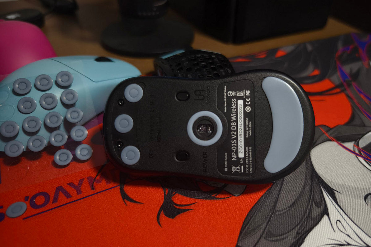 Feet Chuột Dot Skates vs Donut Skates: Đâu là lựa chọn tối ưu cho game thủ?