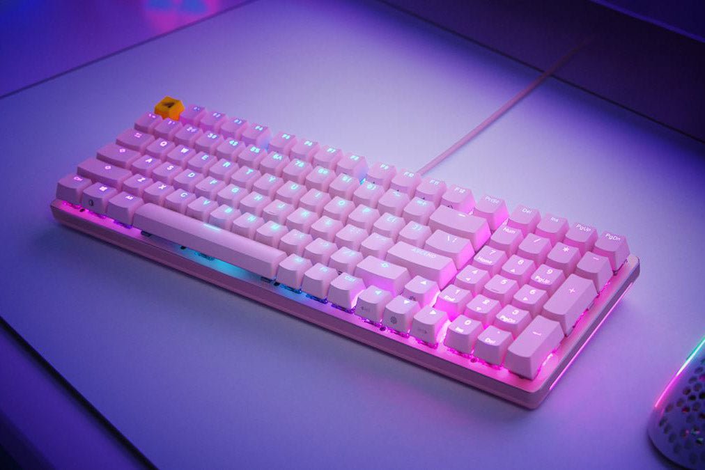 Bàn phím cơ Glorious GMMK 2 và GMMK Pro Pre-built Edition đã có mặt tại Việt Nam.