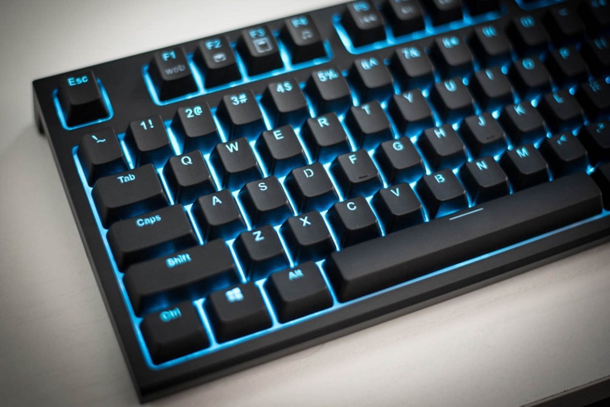 Realforce RGB - Chuẩn cho game thủ thích LED.