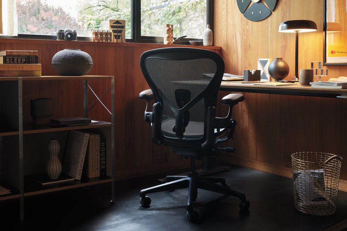 Top ghế công thái học đáng mua nhất theo từng phân khúc: cao cấp - trung cấp - phổ thông.