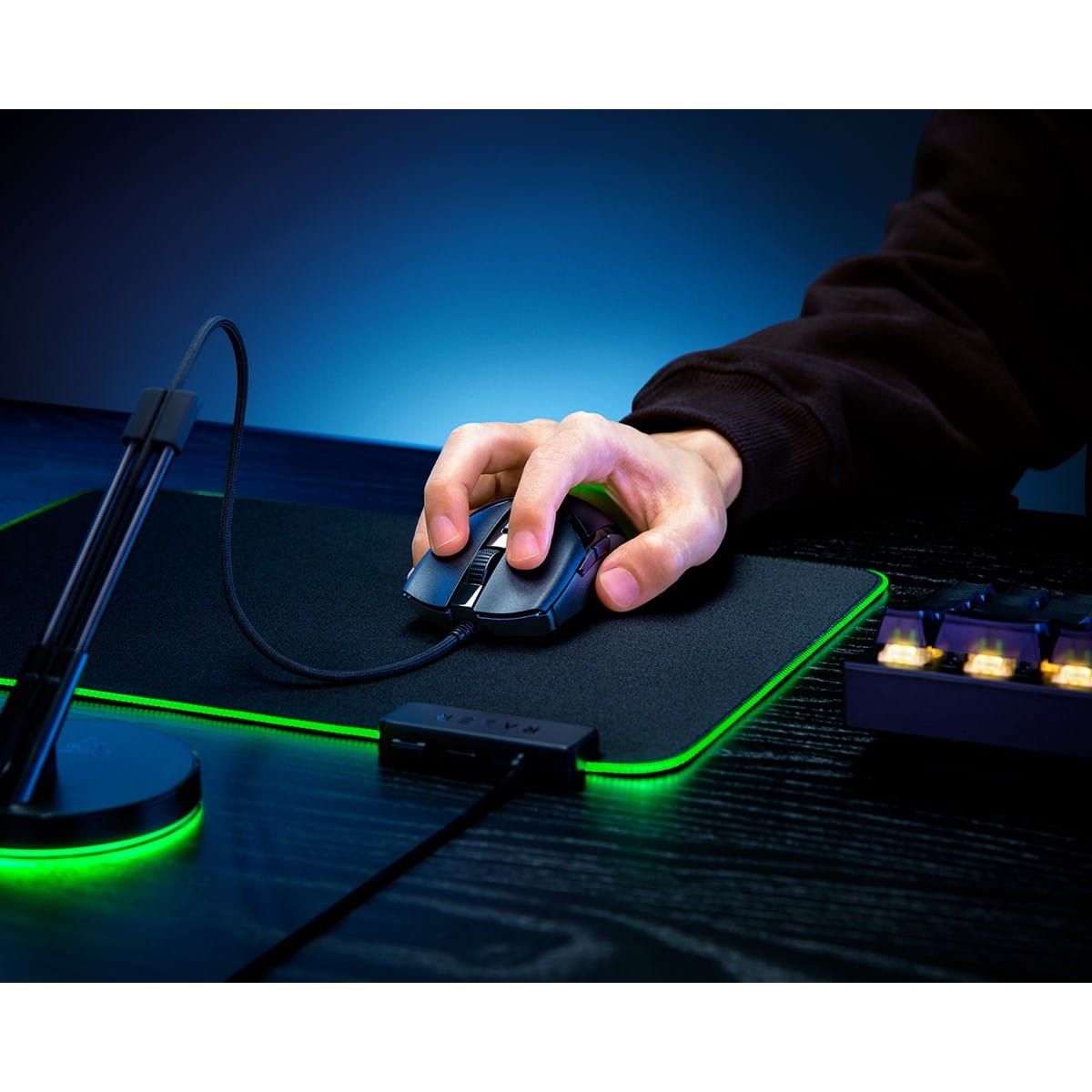 Chuột Razer Cobra.