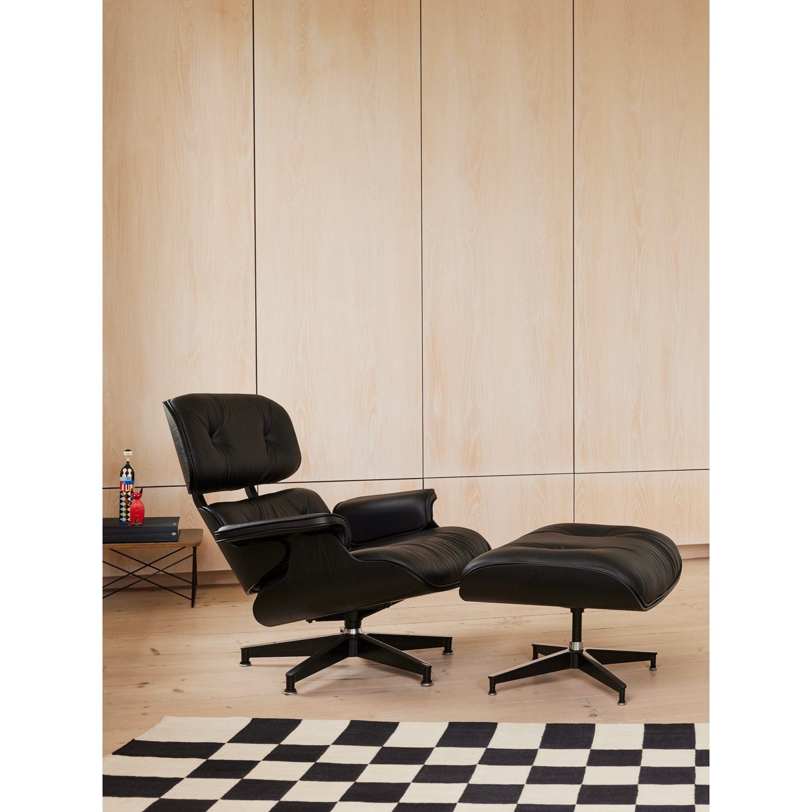 Ghế thư giãn cao cấp Herman Miller Eames Lounge & Ottoman