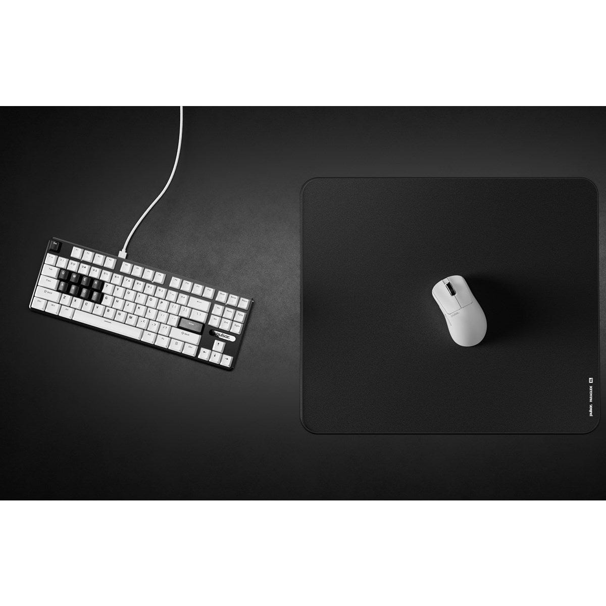 Lót chuột Pulsar ParaGlide (Medium Speed).