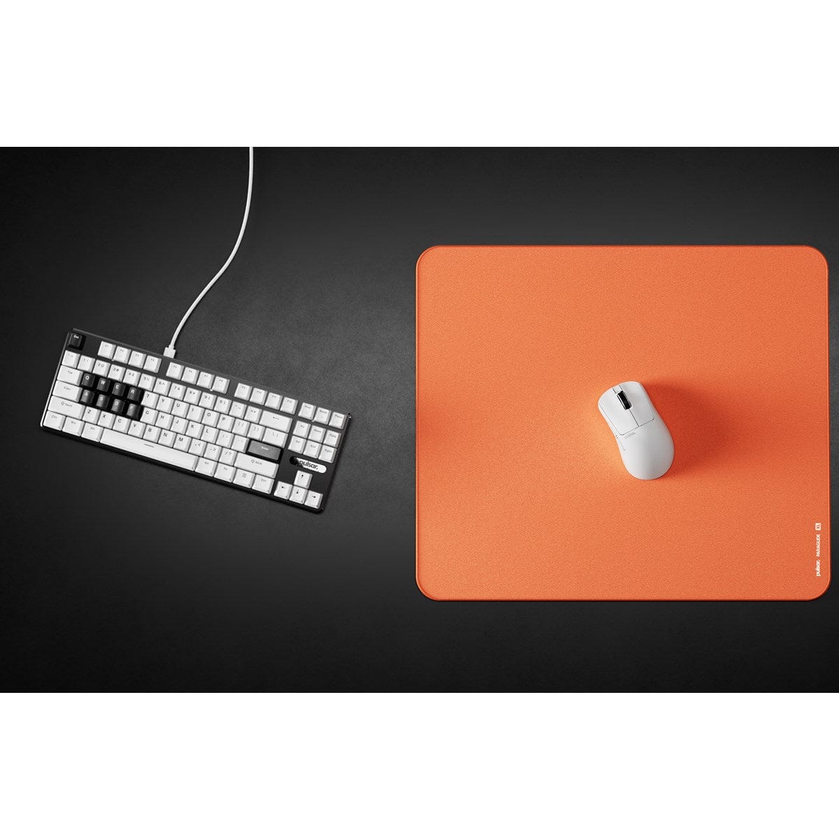 Lót chuột Pulsar ParaGlide (Medium Speed).