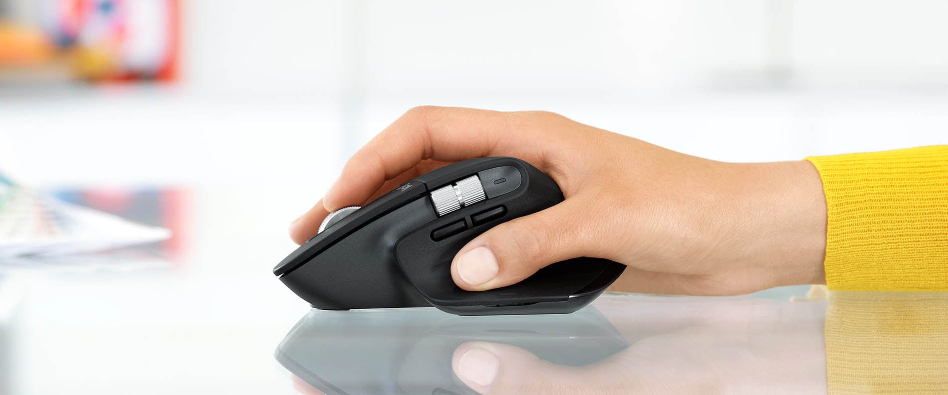 Chuột Văn Phòng Logitech – Êm Tay, Click Nhẹ, Làm Việc Mượt