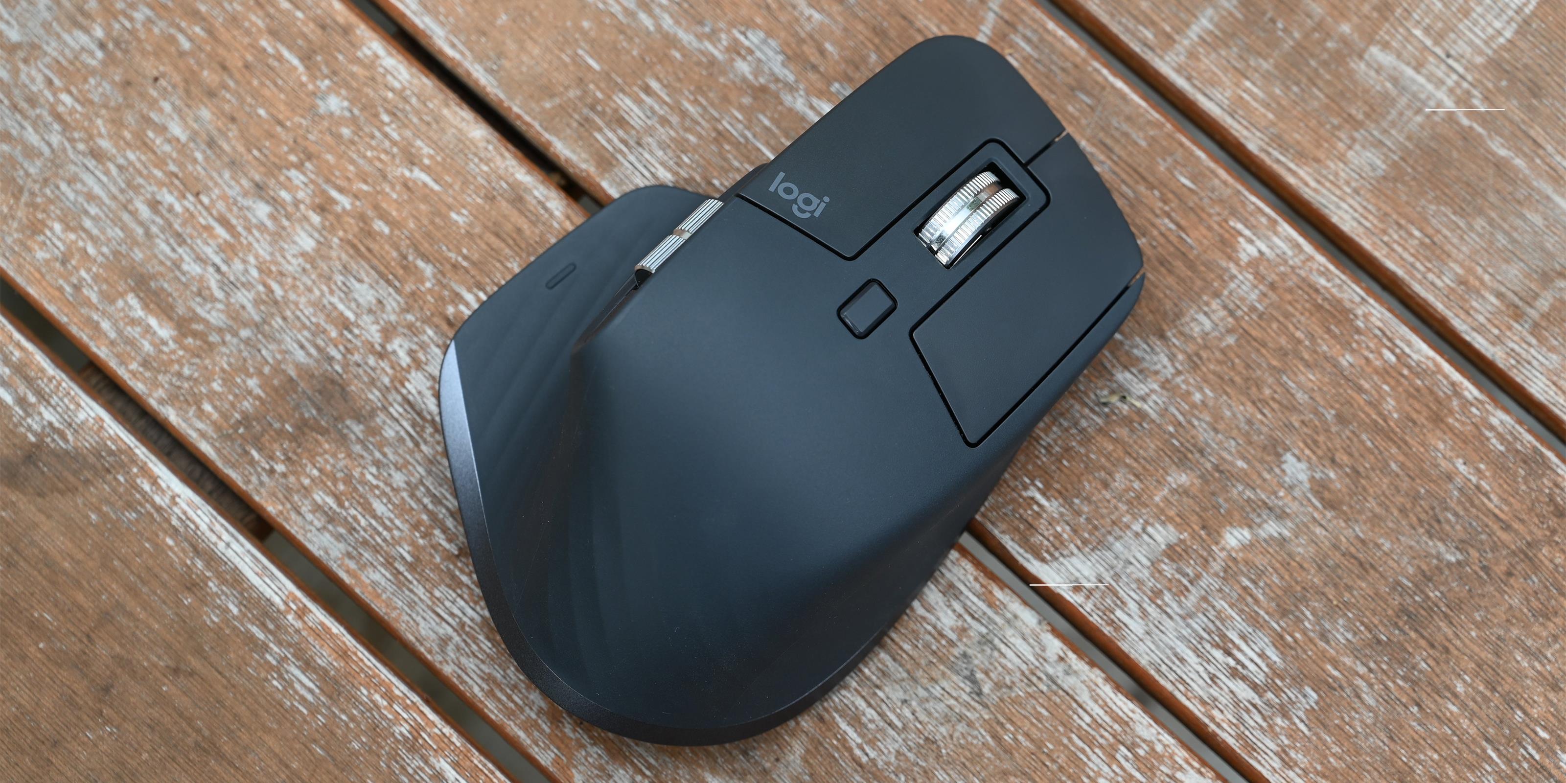 Chuột Logitech.