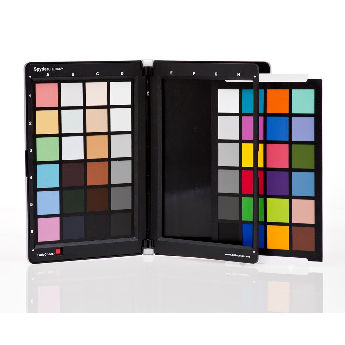 Bộ cân màu nhiếp ảnh Datacolor Spyder X2 Photo Studio.