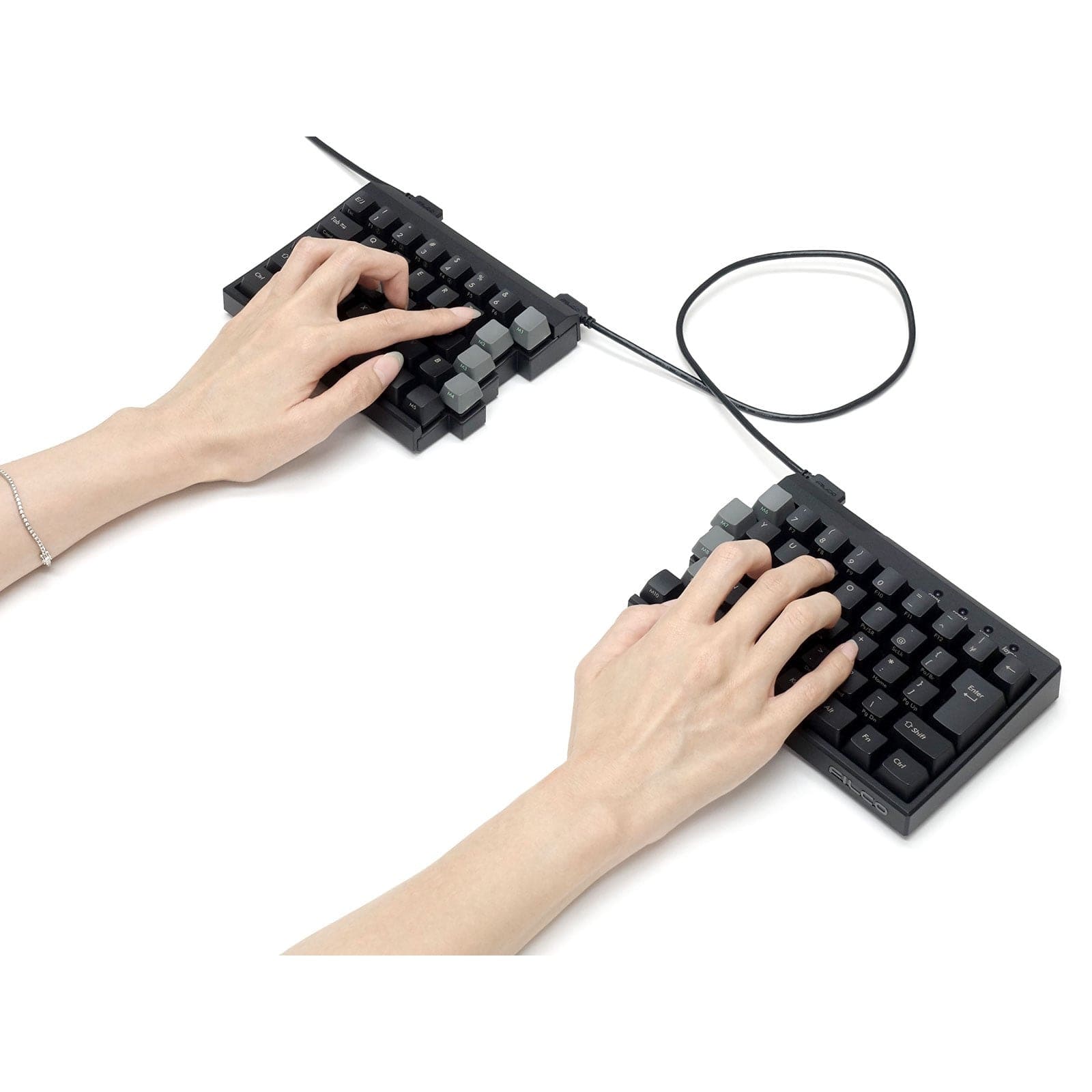 Bàn phím cơ tách đôi Filco Majestouch Xacro M10SP.