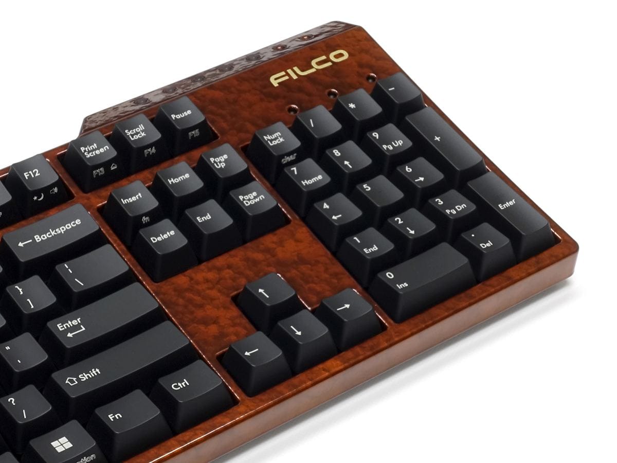 Filco Majestouch Convertible 3 Cloud Red – Bàn phím cơ fullsize sơn mài