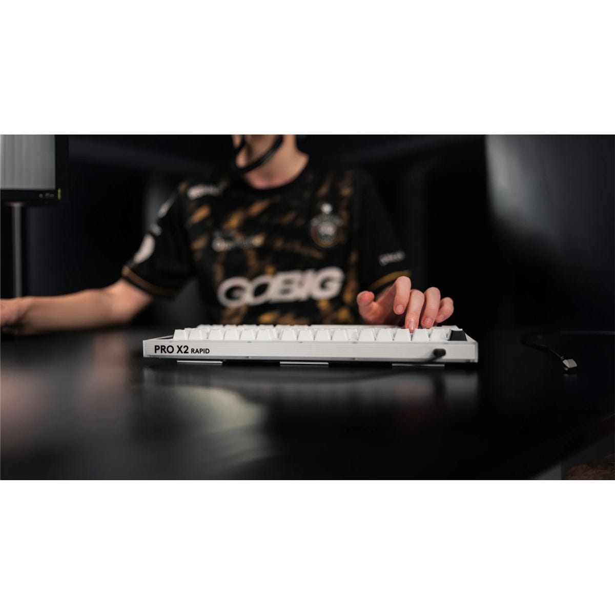 Logitech G PRO X2 RAPID – Bàn phím HE Rapid Trigger tích hợp OLED