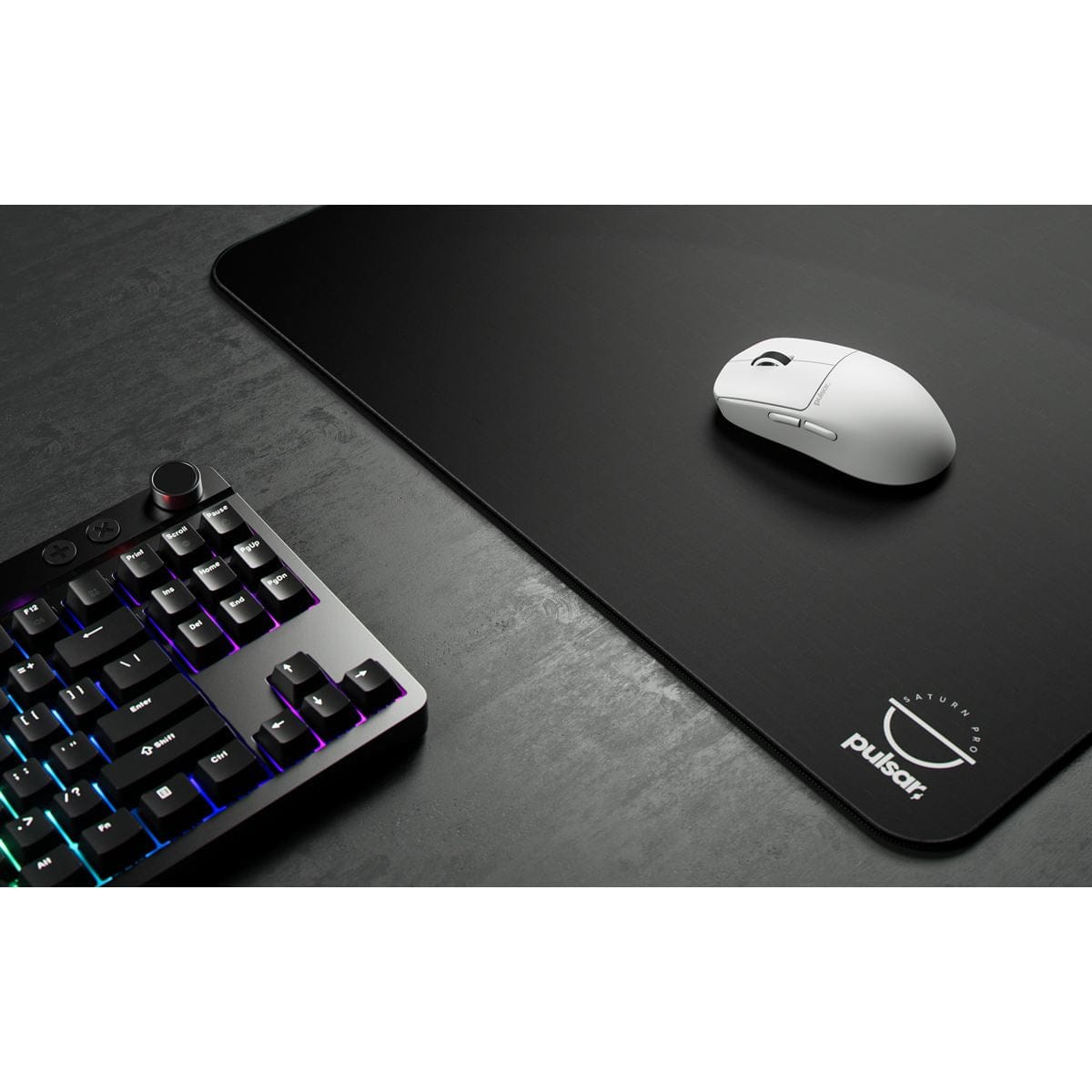Pulsar eS Saturn Pro – Lót chuột control SlimFlex